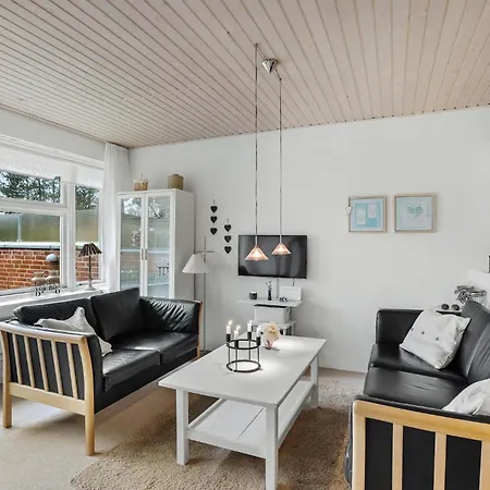 2 Bedroom Gorgeous In Romo