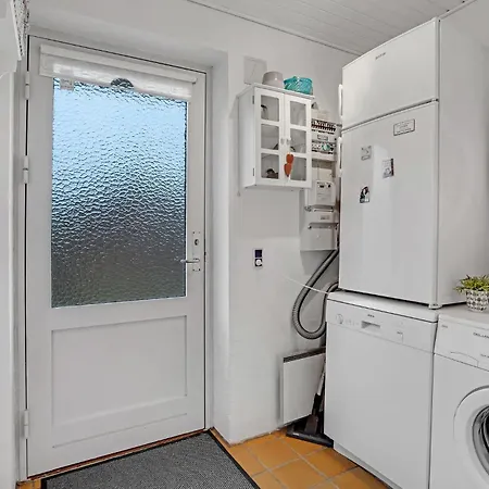 2 Bedroom Gorgeous In Romo Romo